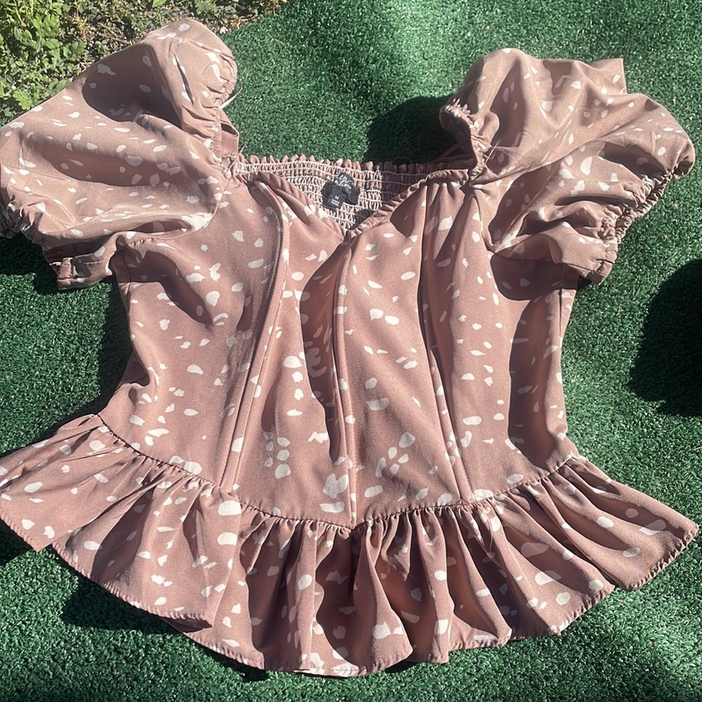 Y2K Blouse and cute top | corset top | honey and milk blouse | size medium